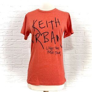🚨4/$25 Keith Urban Light The Fuse Tour Women’s Shirt Size Small